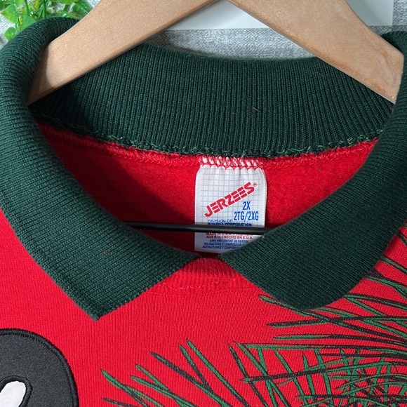 VTG Winter Crewneck with Collar - Picture 4 of 5